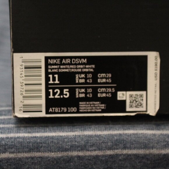 Nike Air VaporMax D/MS/X in Summit White - Picture 7 of 15